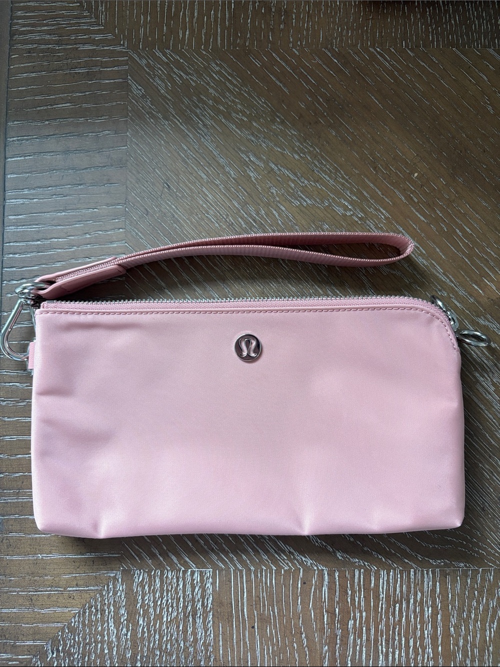 New Lululemon Pink Silver Now and Always Curved Wristlet Wallet Bag